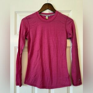 Smart wool Pink Ling Sleeve thin base Layer Size Small